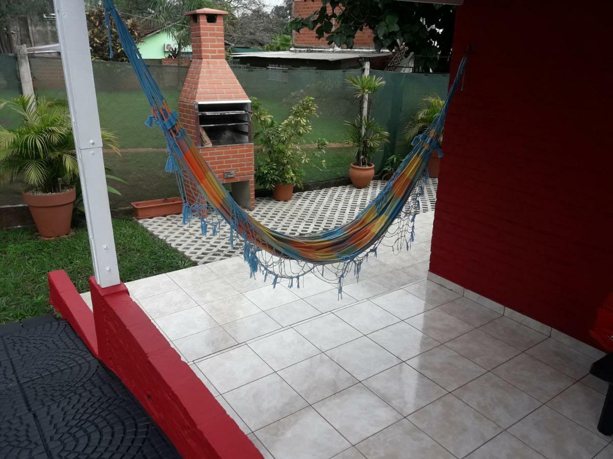 En Familia Vila Puerto Iguazú Exterior foto
